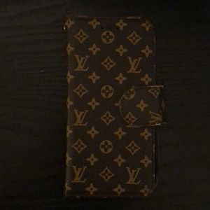 Louis Vuitton iPhone 7 case